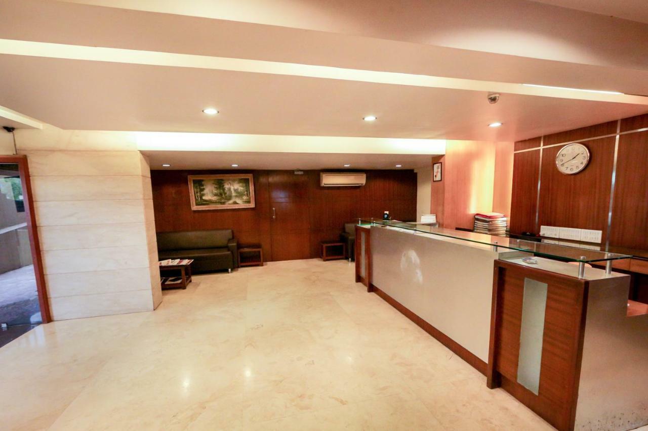 Lucky Hotel Goregaon Bombay Extérieur photo
